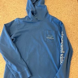 Vineyard Vines long sleeve hoodie tee. Boys size small.